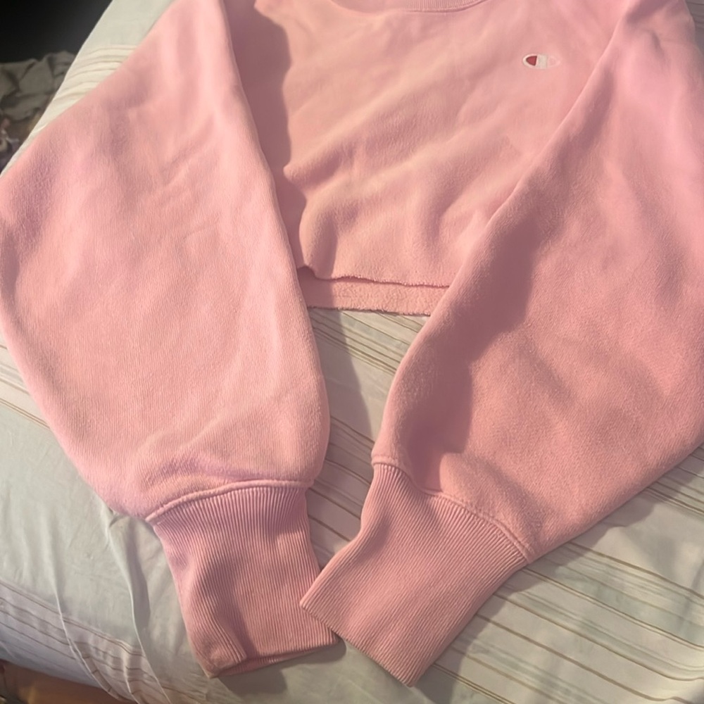 Champion, pink cropped sweatshirt, size small